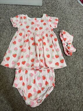 NWOT Milkberry Baby Girl's Strawberry Print Two Piece Dress and Diaper Cover Set